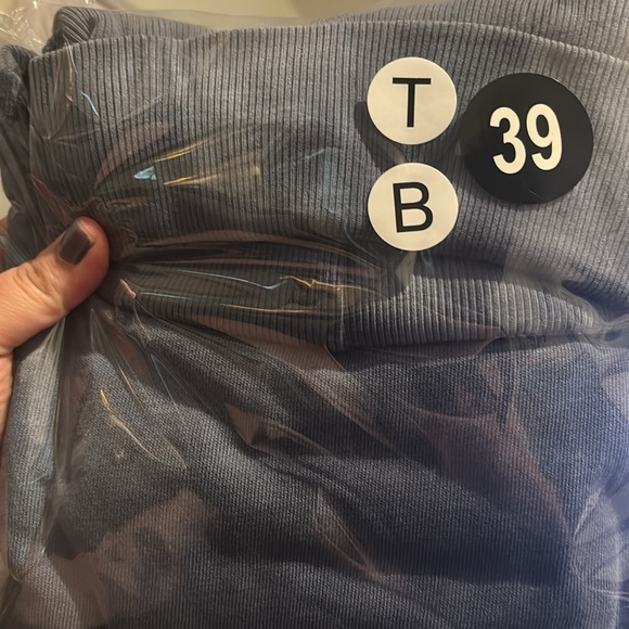 American Eagle Tie Dye Turtleneck Cropped Sweatshirt - Picture 12 of 12